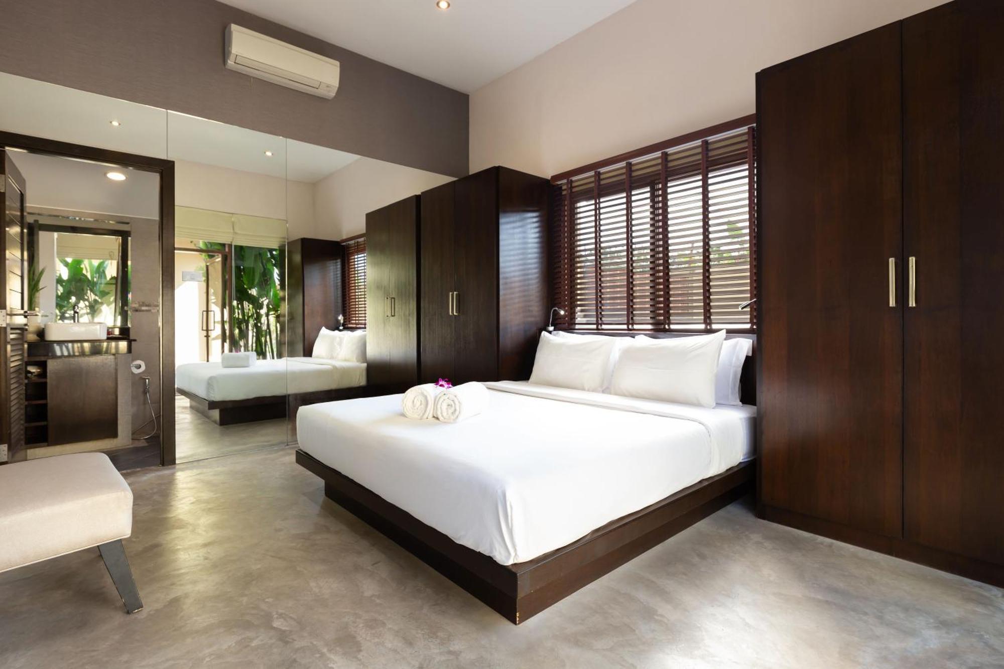 Extraordinary Courtyard 6Br Pool Villa Sri Suri, Naiharn Rawai 외부 사진